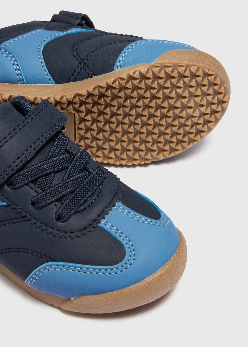 Boys Navy Low Profile Trainers (Younger 4-12) - 4 Infants Image 2