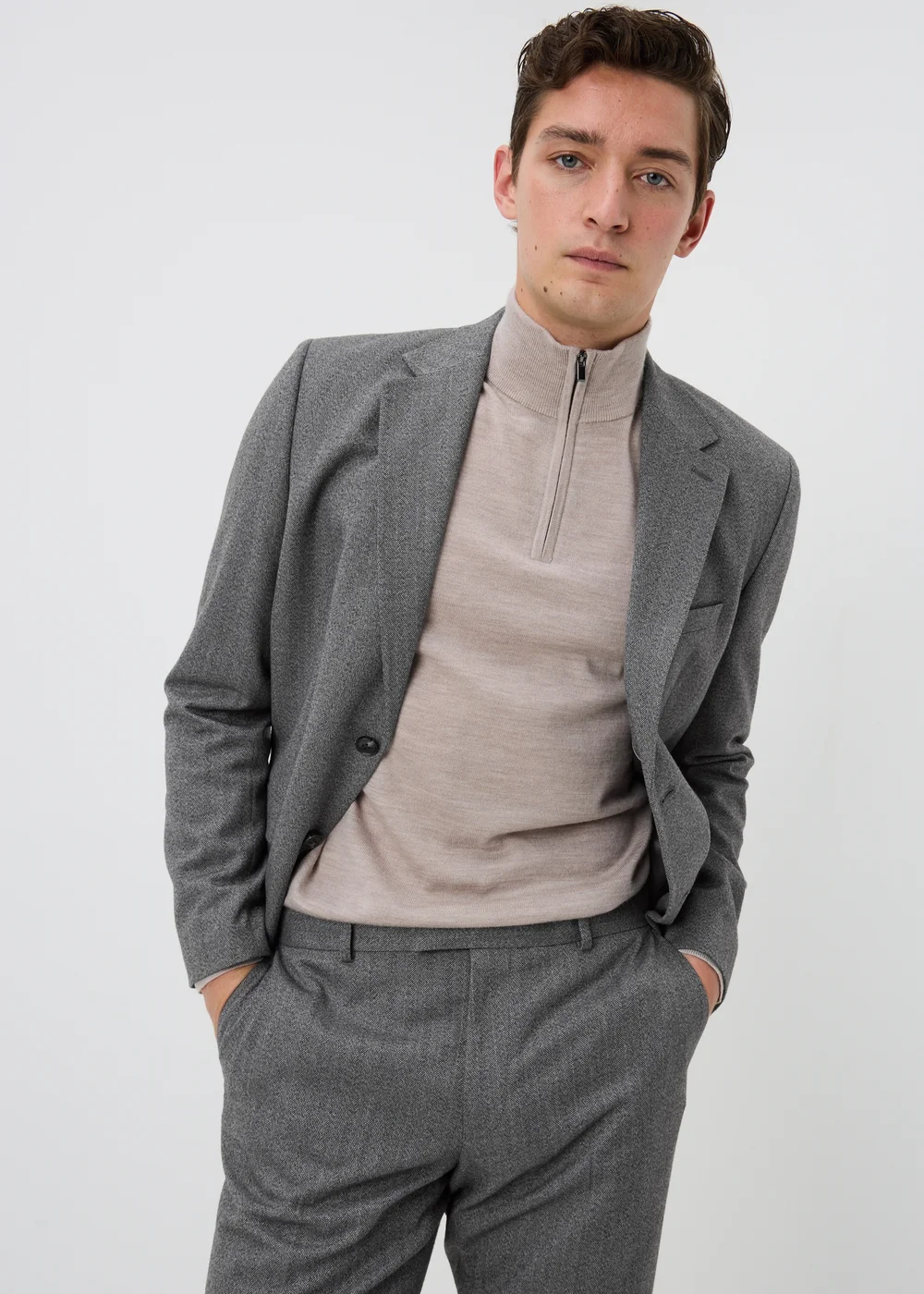 Taylor & Wright Charlton Charcoal Herringbone Tailored Fit Suit Jacket - 34 Chest Short Image 1