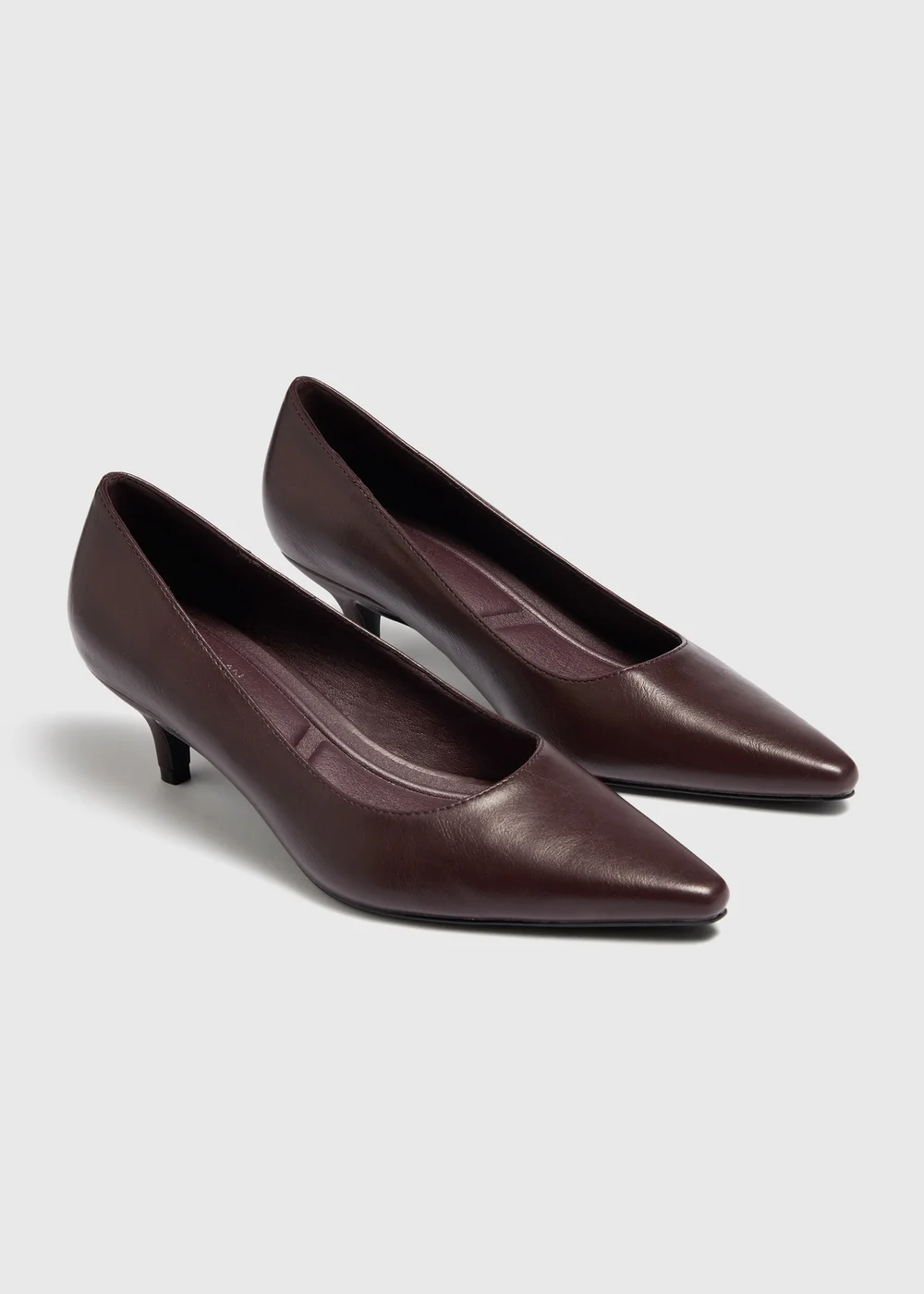 Burgundy Peg Heel Pointed Court Heels - 3 Image 3