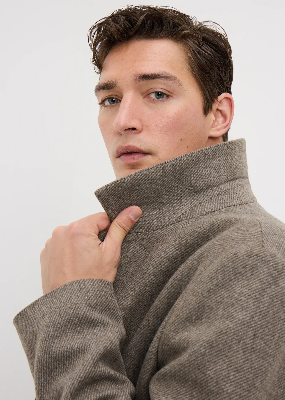 Taylor & Wright Brown Brushed Twill Regular Fit Shirt - S Image 6