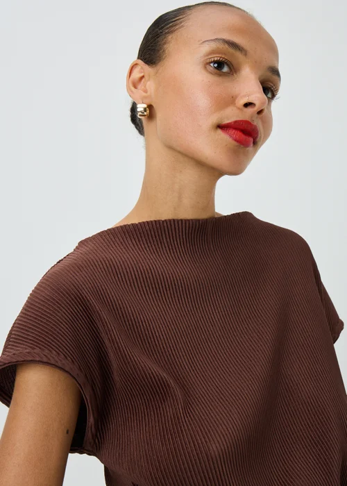 Chocolate Brown Plisse Longline Co Ord Top - 12 Image 3