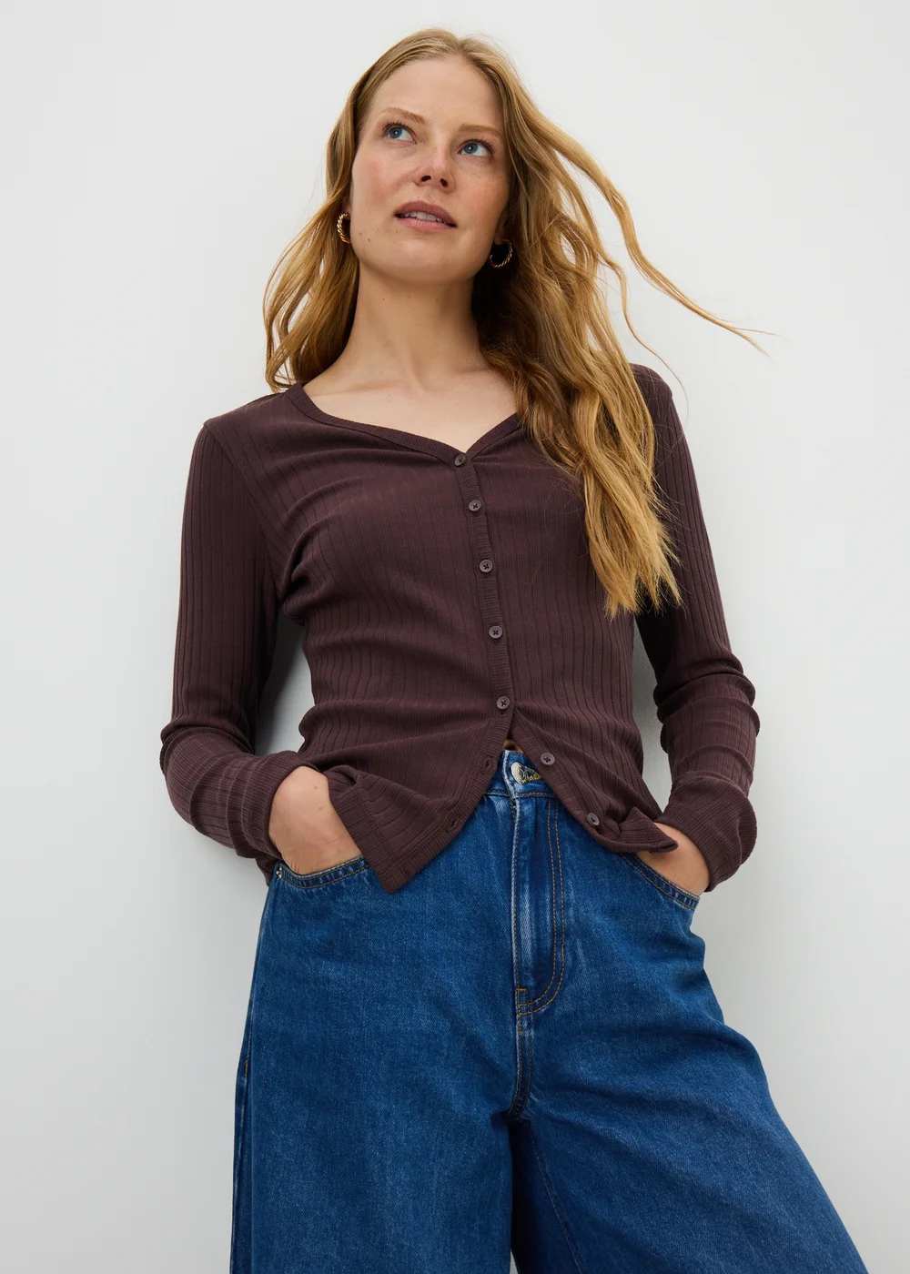 Raisin Ribbed V-Neck Cardigan - 8 Image 1