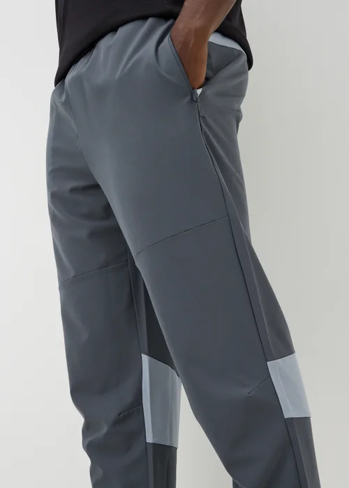 Souluxe Charcoal Woven Co Ord Jogging Bottoms - XS Image 3