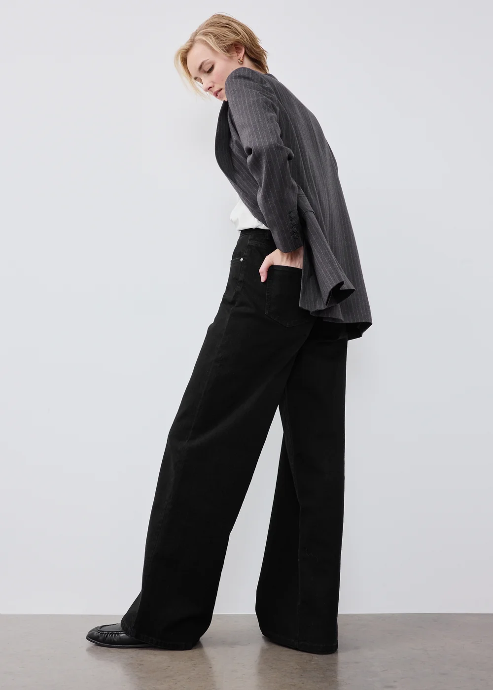 Black Stretch Wide Leg Jeans - 24/L29 Image 3