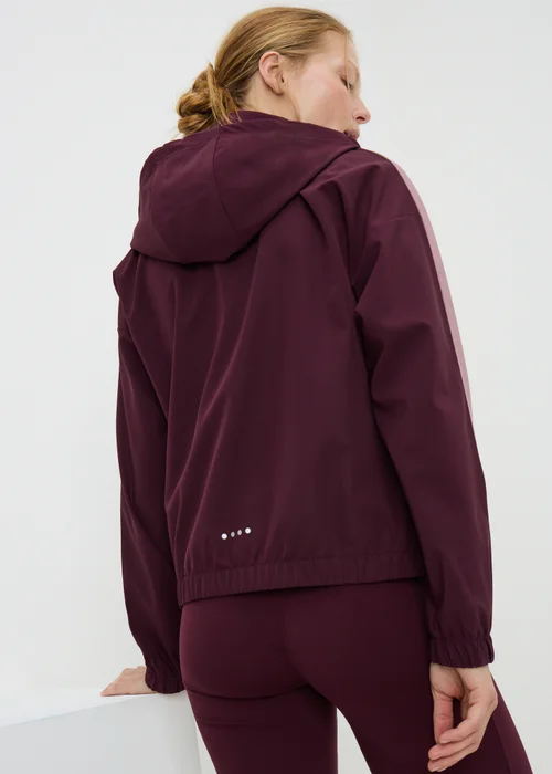 Souluxe Burgundy Piped Running Jacket - M Image 2