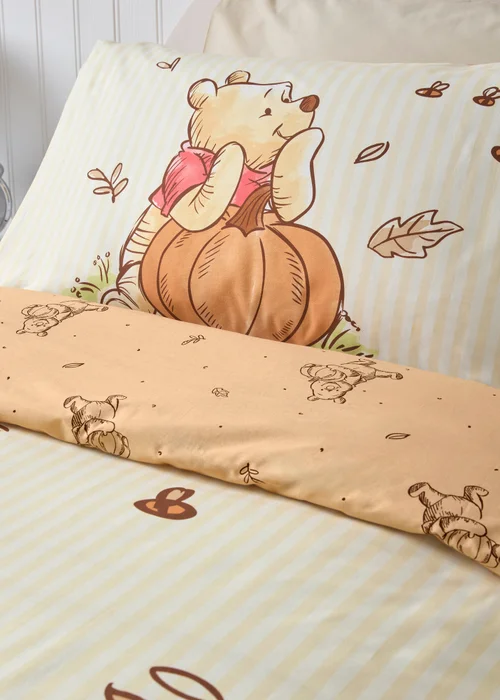 Disney Winnie The Pooh Pumpkin Duvet Set - Single Image 2