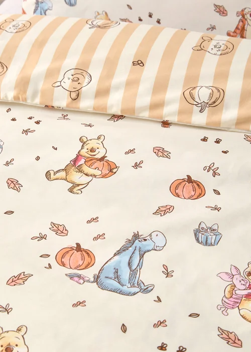 Disney Winnie The Pooh Multicolour Duvet Set - Single Image 3