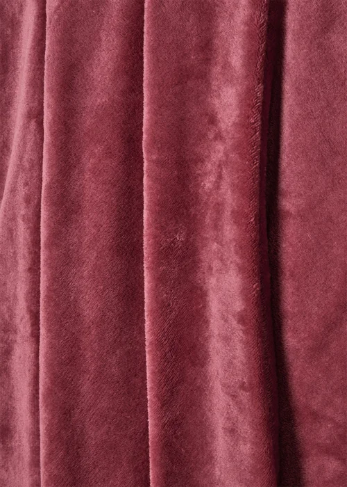 Plum Large Fleece Throw Image 2