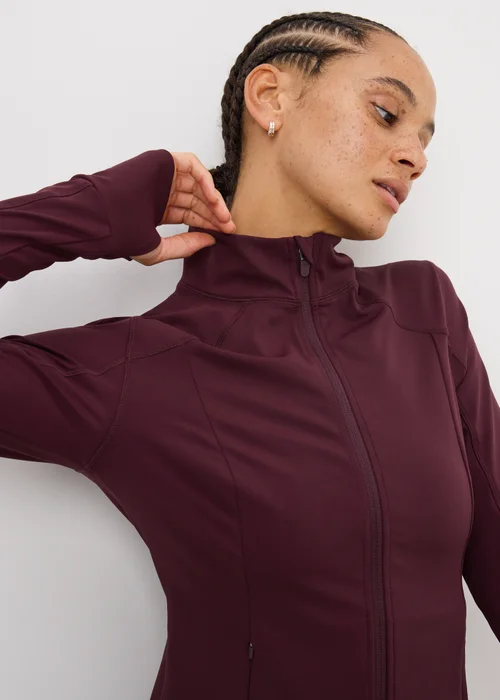 Souluxe Burgundy Funnel Neck Zip Through Sports Jacket - 8 Image 3