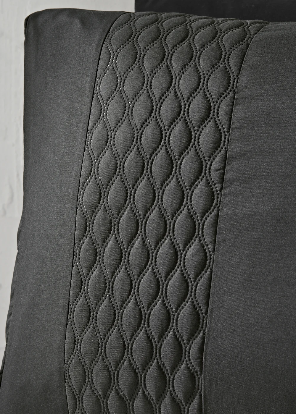 Black Pinsonic Duvet Set - Single Image 3