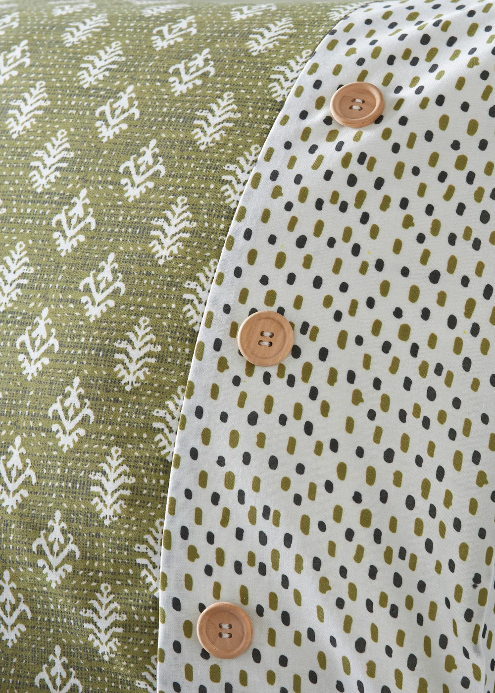 Green Jacobean Button Duvet Set - Double Image 2