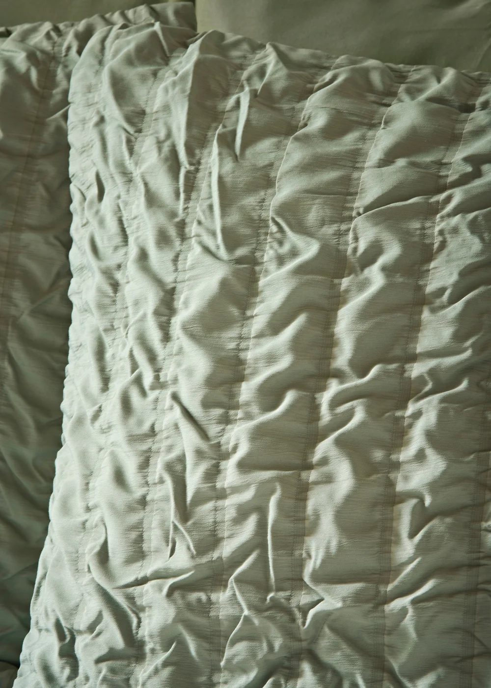 Green Seersucker Duvet Set - Single Image 2