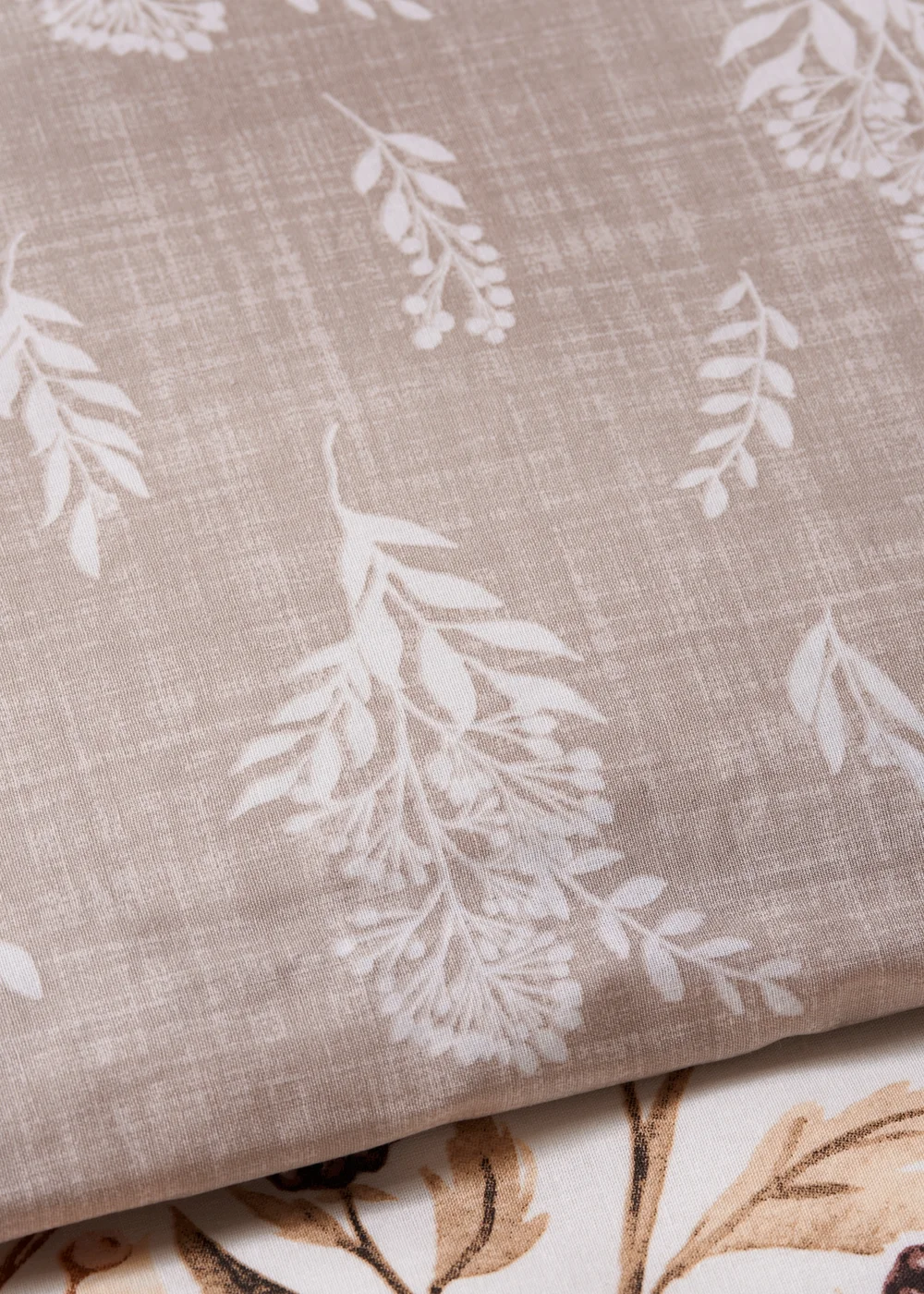 Autumn Leaves Printed Duvet Set - Single Image 3