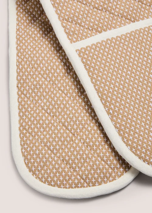 Beige Contrast Stitch Oven Glove Image 2