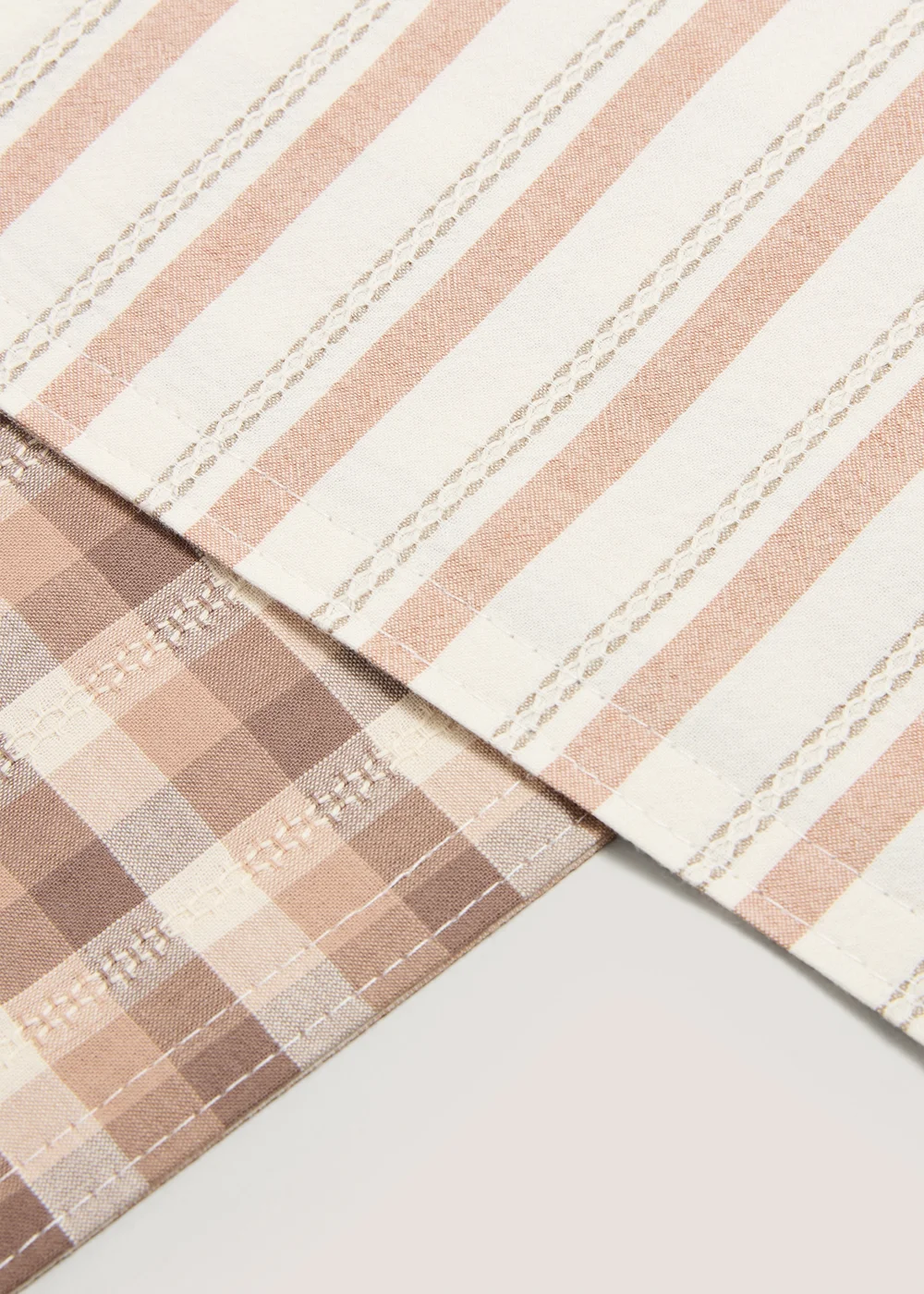 2 Pack Brown Checked Placemats Image 1