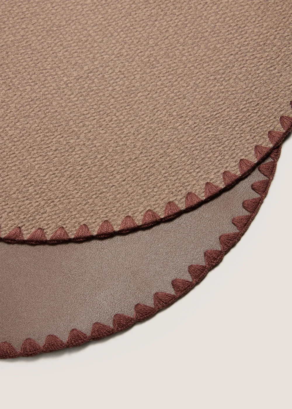 2 Pack Brown Round Placemats Image 2