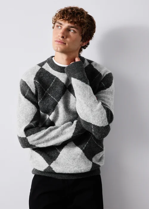 Grey Argyle Crew Neck Jumper - S Image 1