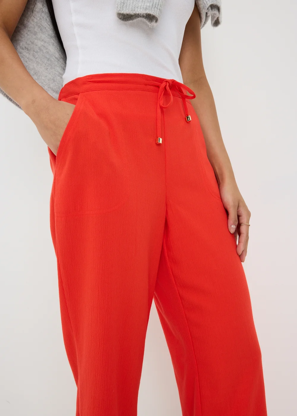 Red Cropped Clipper Trousers - 10 Image 2