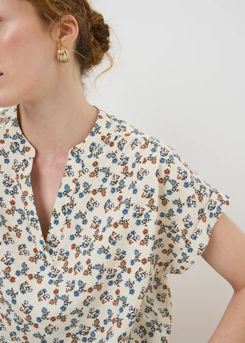 Cream Floral Popover Blouse - 20 Image 2