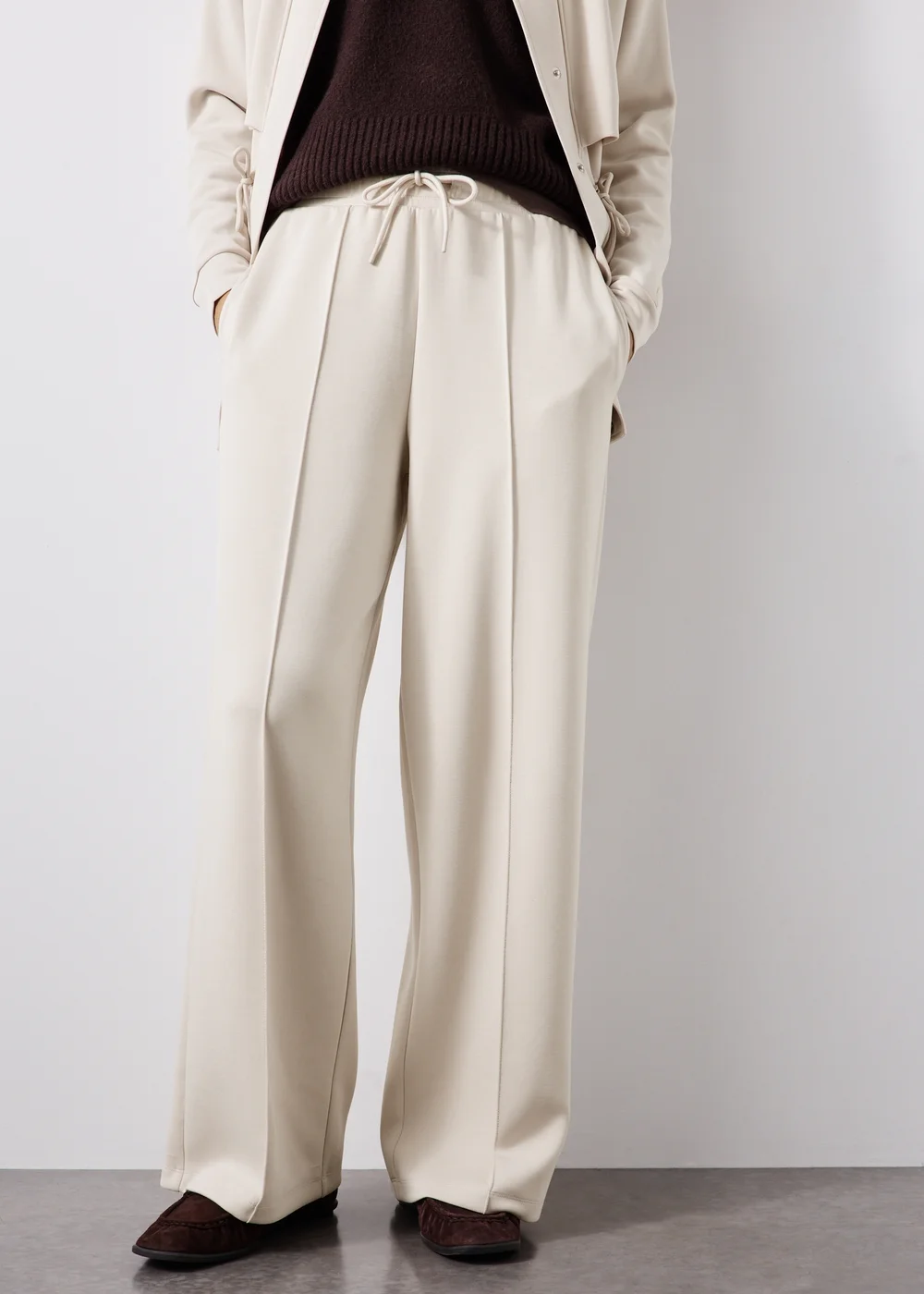Souluxe Stone Sandwash Wide Leg Trousers - XL Image 2
