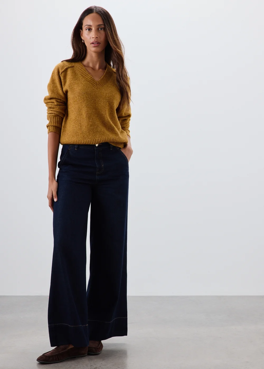 Ochre V-Neck Jumper - XS Image 1