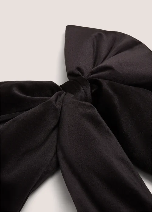 Black Large Bow Decoration Image 2