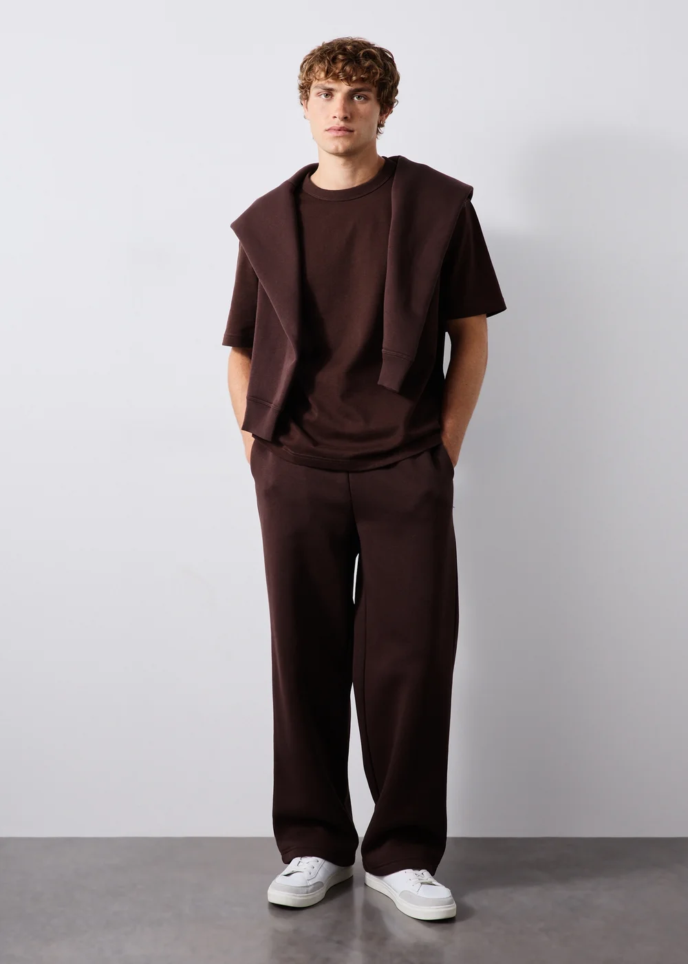 Burgundy Heavy Weight T-Shirt - XS Image 1