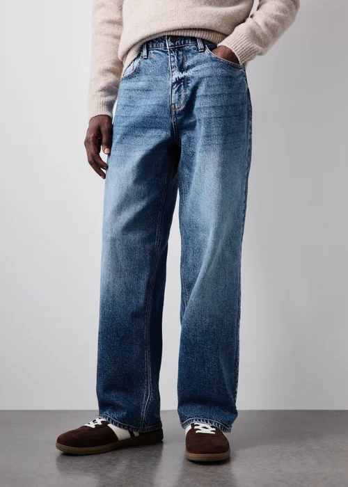 Lightwash Loose Fit Jeans - 30 Waist Regular Image 1