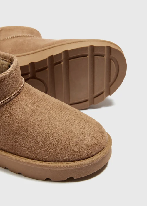 Girls Tan Snug Boot (Younger 12-Older 5) - 10 Infants Image 2