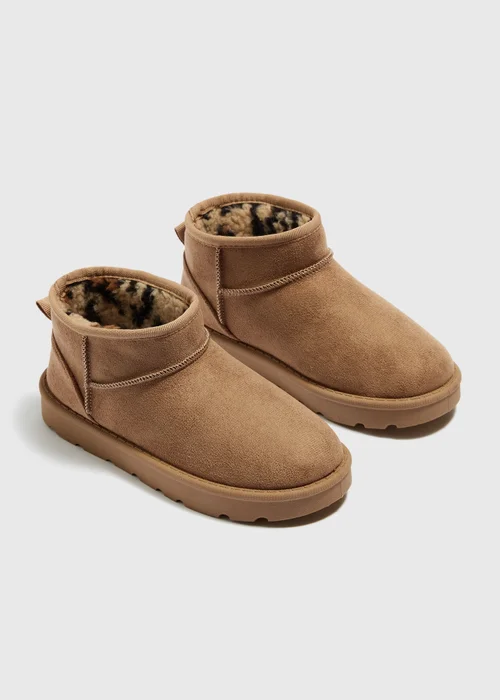 Girls Tan Snug Boot (Younger 12-Older 5) - 10 Infants Image 1