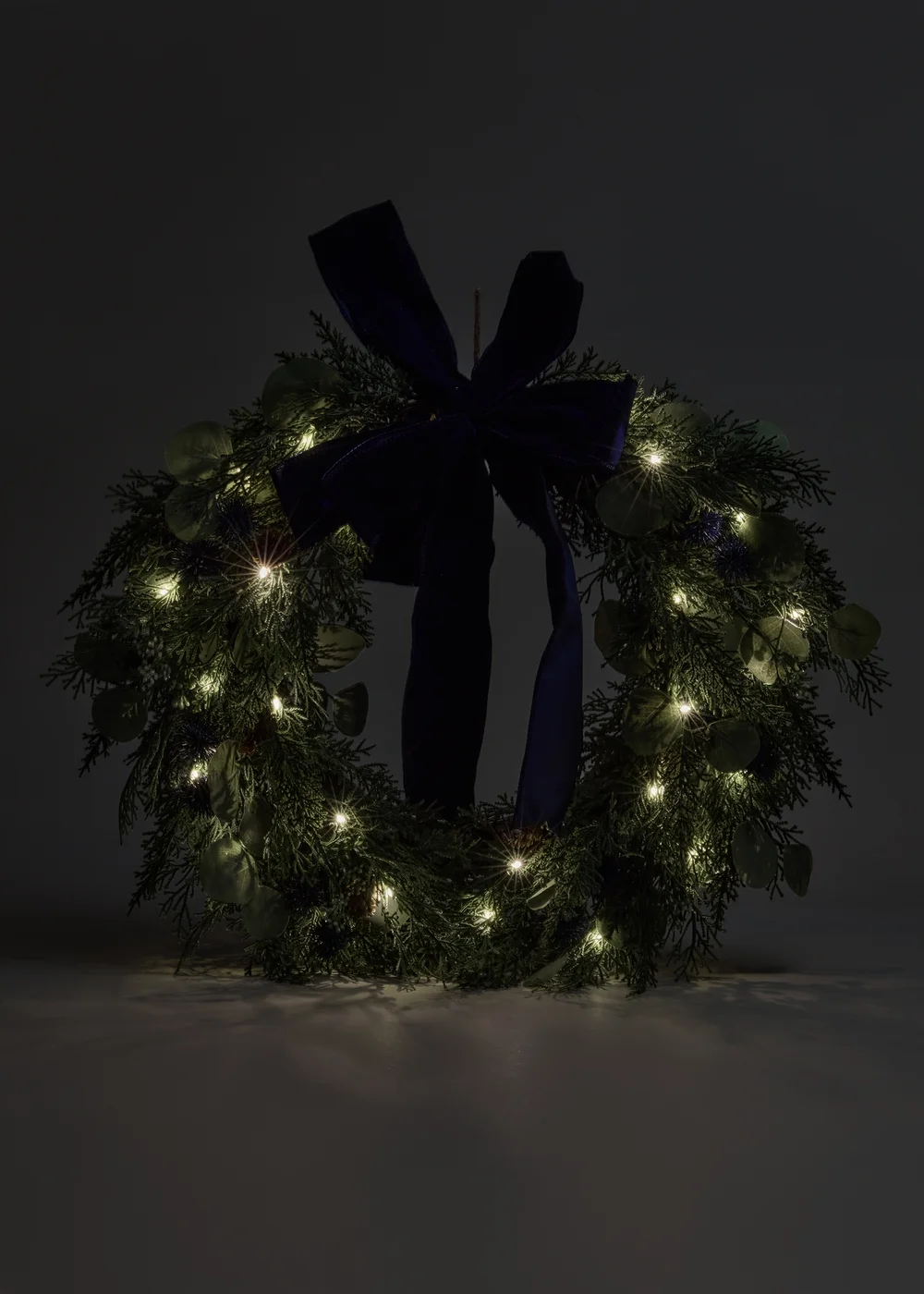 Navy Winter Berry Pre-Lit Christmas Wreath Image 2