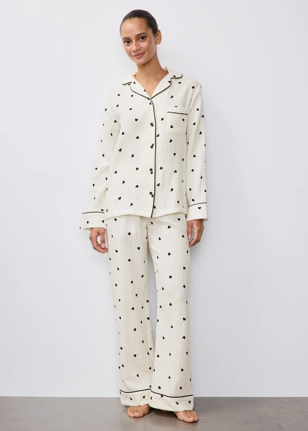 Cream Cotton Heart Traditional Pyjama Set - 8 Image 1