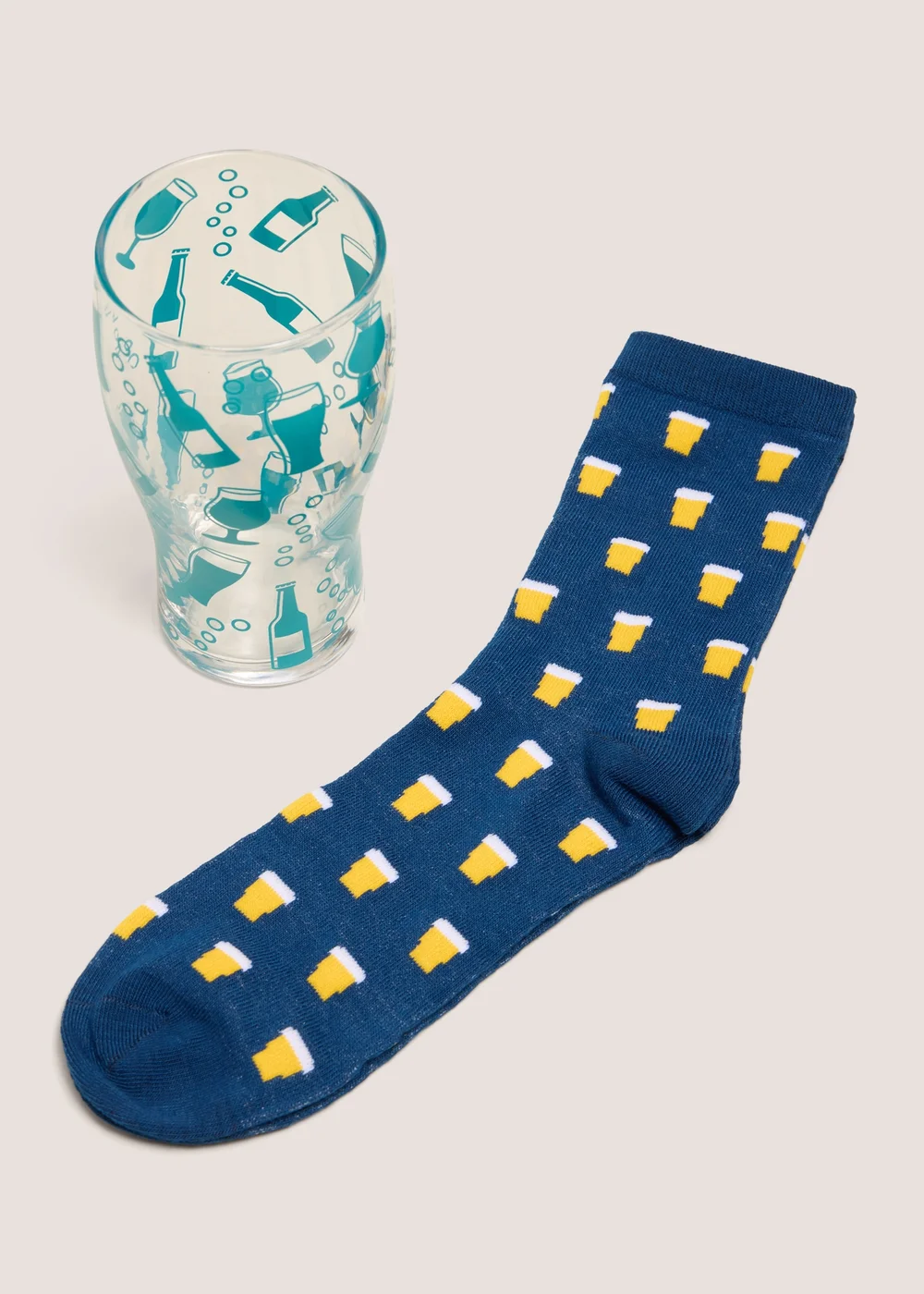 Craft Beer Socks & Glass Set Image 2