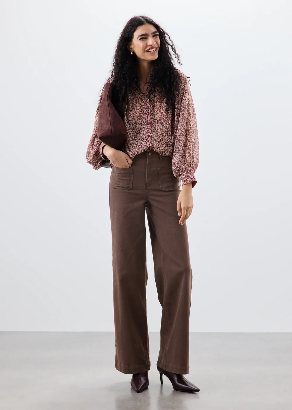 Chocolate Brown Stretch Pocket Front Mid Rise Wide Leg Jeans - 8/L29 Image 1