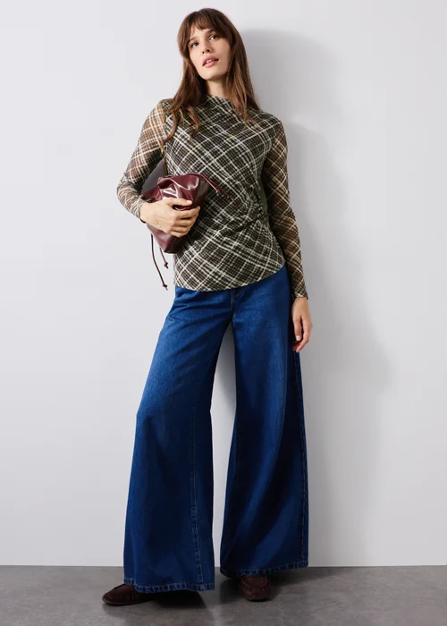 Black Check Co Ord Mesh Top - 8 Image 4