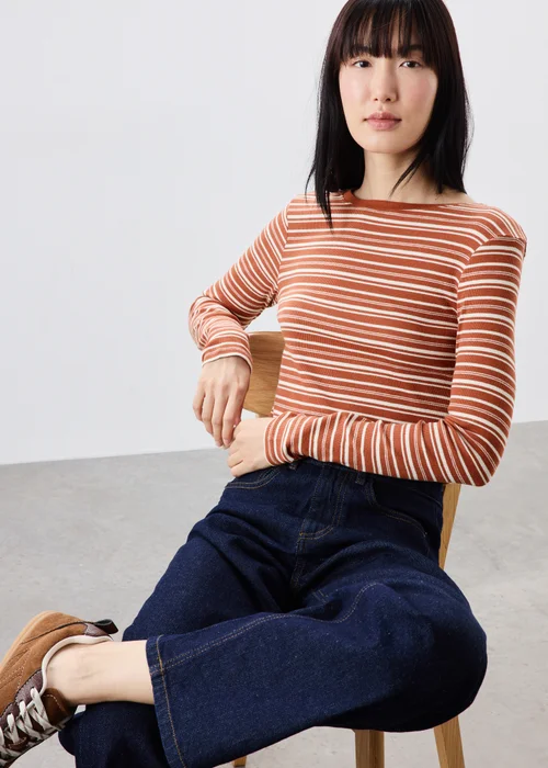 Ginger Ribbed Fitted Top - 8 Image 1