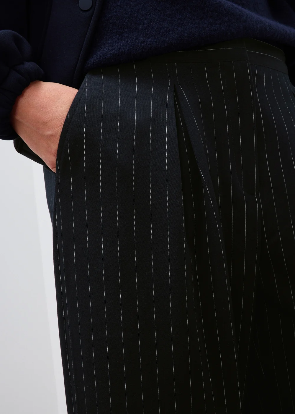 Navy Pinstripe Palazzo Trousers - 8/L29 Image 3