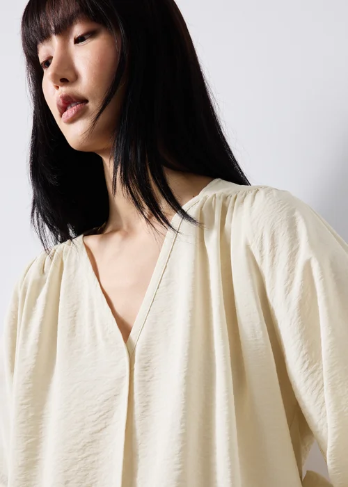 Cream Popover Long Sleeve Blouse - 16 Image 4