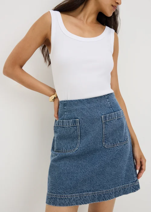 Mid Wash Double Pocket Denim Mini Skirt - 8 Image 2