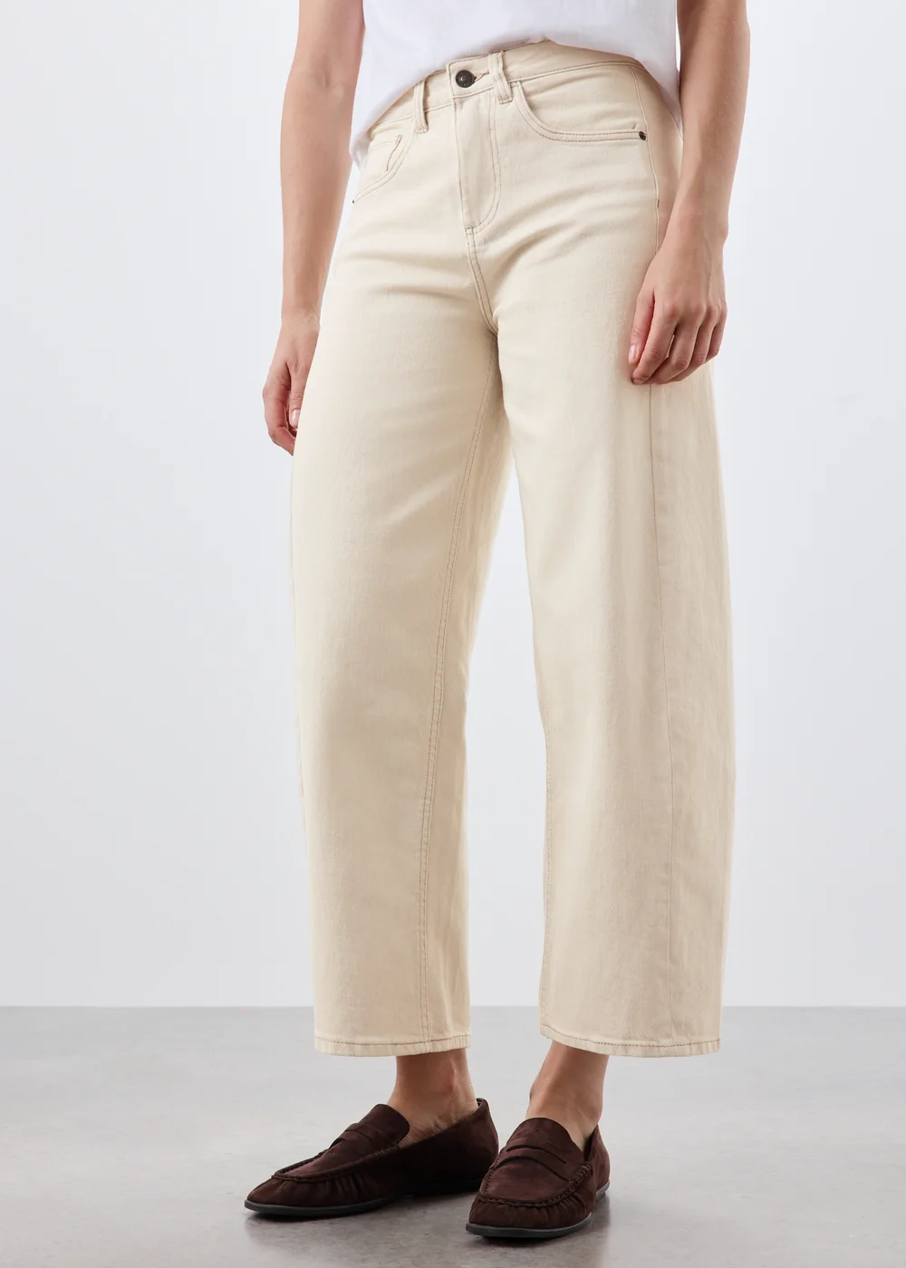 Ecru Barrel Leg Jeans - 24/L29 Image 1