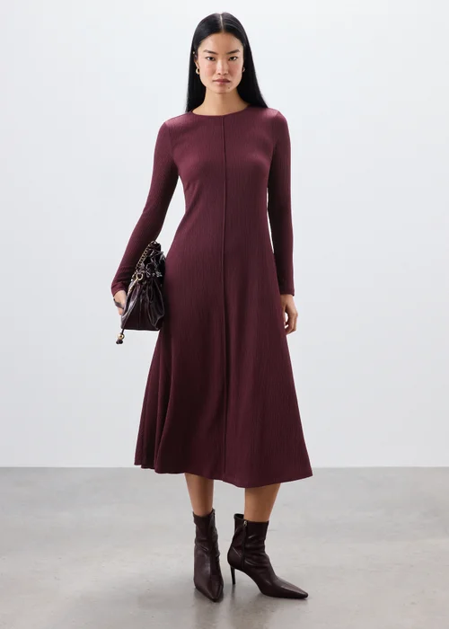 Wine Textured Midaxi Dress - 8 Image 1