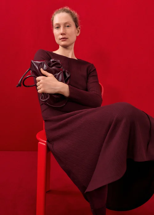 Wine Textured Midaxi Dress - 8 Image 2