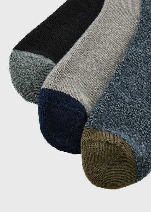 3 Pack Green Thermal Socks - 6-8.5 Image 2