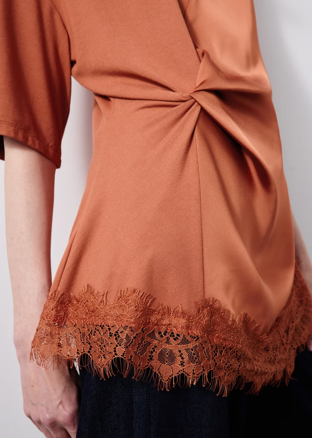 Ginger Satin Twist Top - 8 Image 3