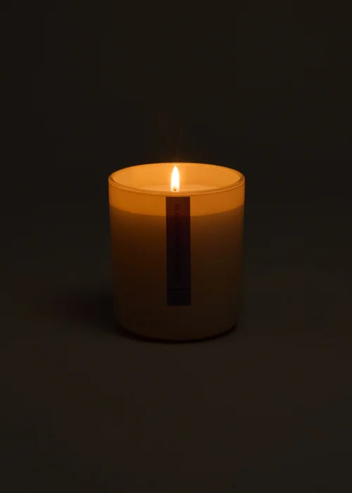 Blackberry Candle Image 2