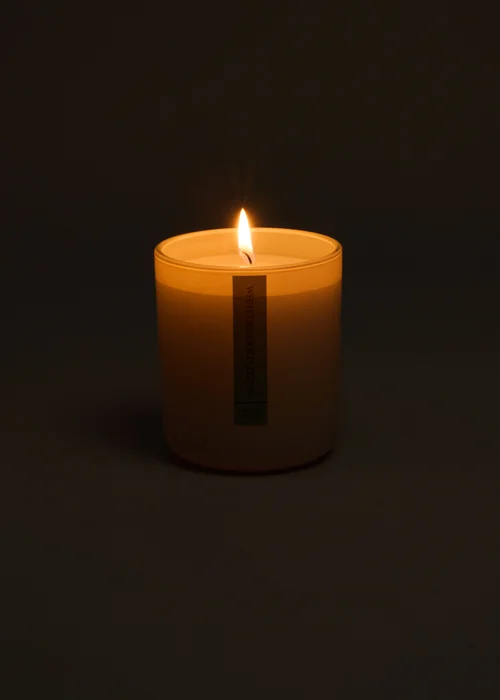 White Cedar Candle Image 2