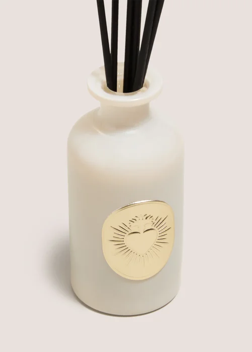 Cashmere Heart Reed Diffuser Image 2