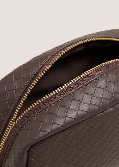 Brown Woven Makeup Bag Image 2