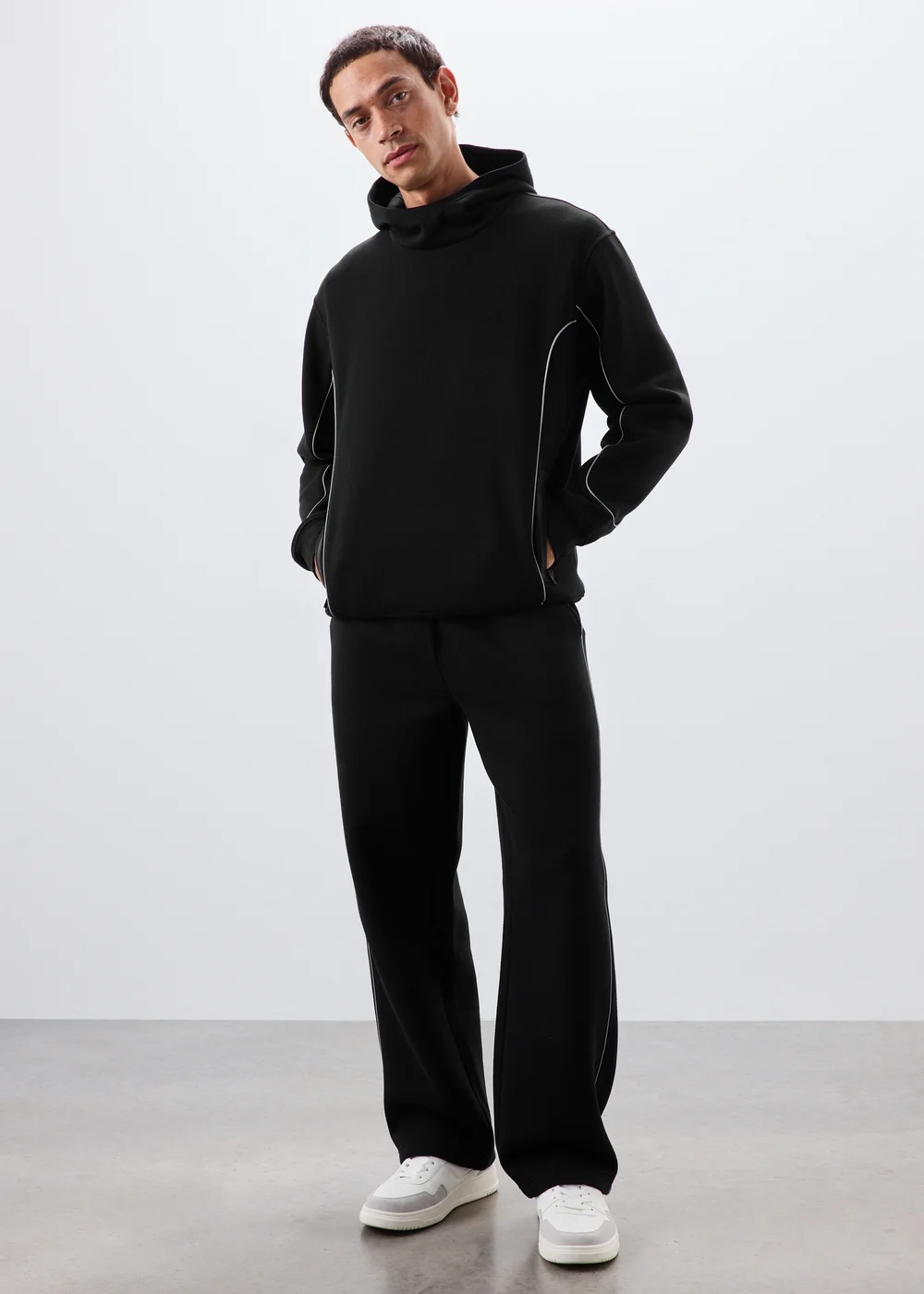 Souluxe Black Reflective Piping Hoody - XS Image 4