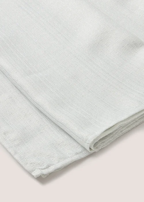 White Textured Metallic Tablecloth Image 1
